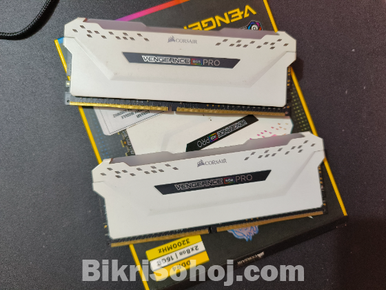 Corsair VENGEANCE RGB PRO 16GB (2 x 8GB) DDR4 3200MHz